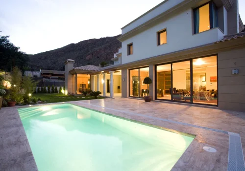 imageye___-_imgi_11_casa-contemporanea-almeria-2-piscina-exterior-cuellar-stone