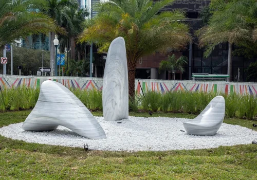 imageye___-_imgi_12_speed-forms-in-the-garden-pininfarina-cuellar-stone11